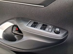 Toyota Yaris 1.5 120H Active Plus  - Foto 21