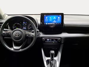 Toyota Yaris 1.5 120H Active Plus  - Foto 9