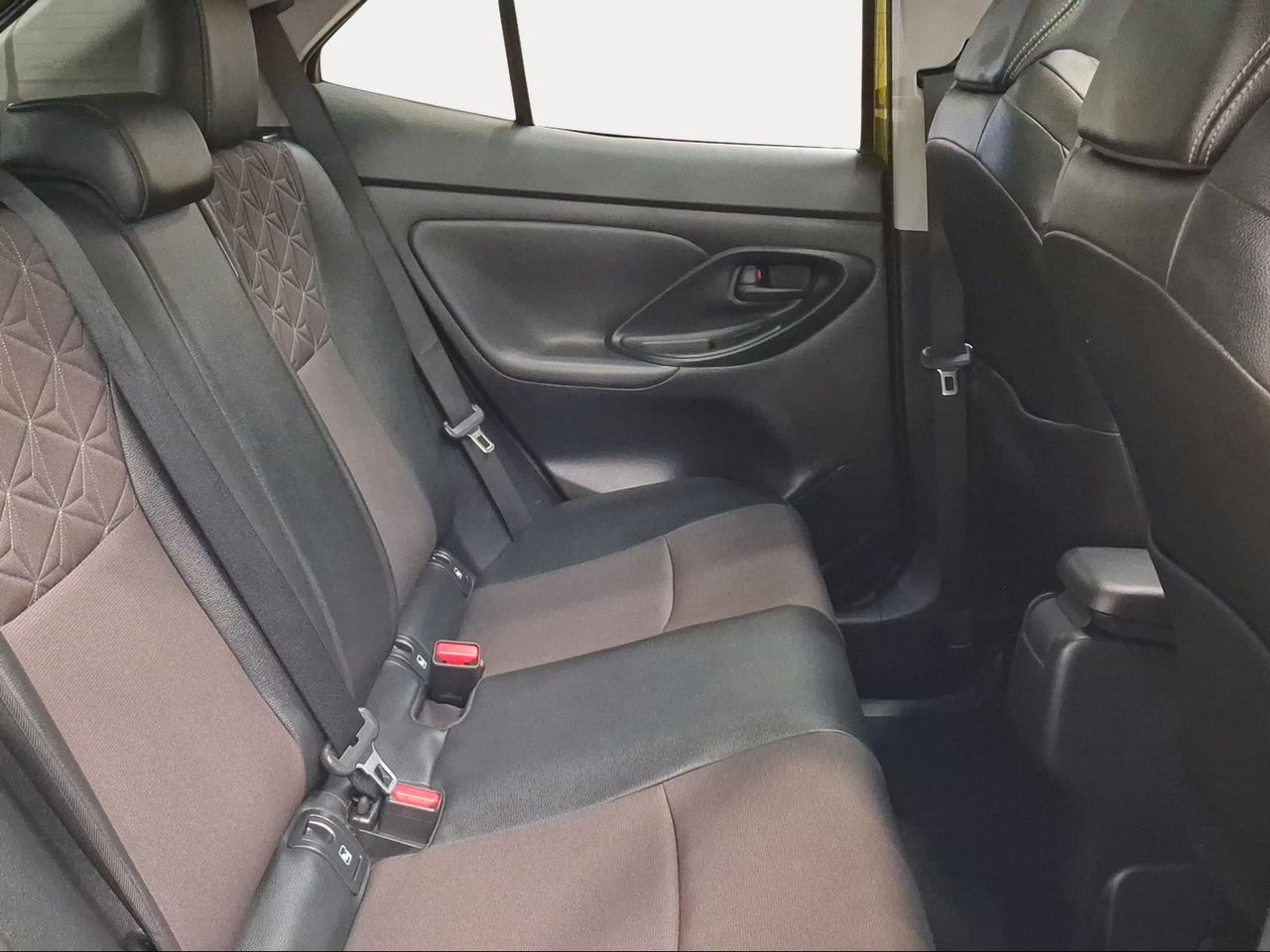 Toyota Yaris Cross 1.5 120H Style Plus  - Foto 8