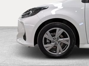 Toyota Yaris 1.5 120H Active Plus  - Foto 17