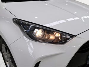 Toyota Yaris 1.5 120H Active Plus  - Foto 24