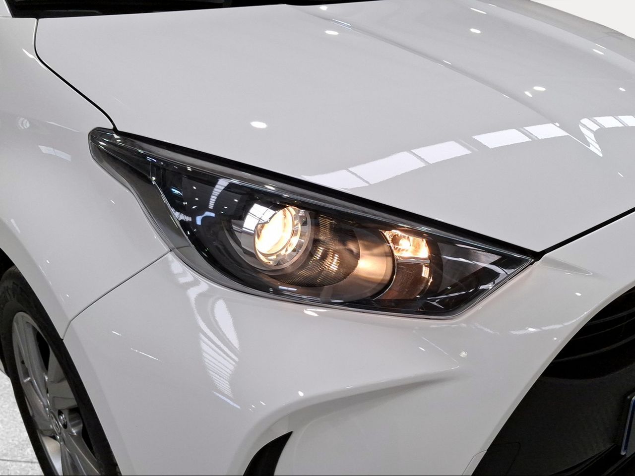 Toyota Yaris 1.5 120H Active Plus  - Foto 24