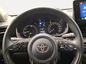 Toyota Yaris 1.5 120H Active Plus  - Foto 14