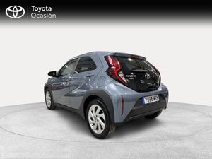 Toyota Aygo X Cross 1.0 VVT-I 72CV Play  - Foto 3