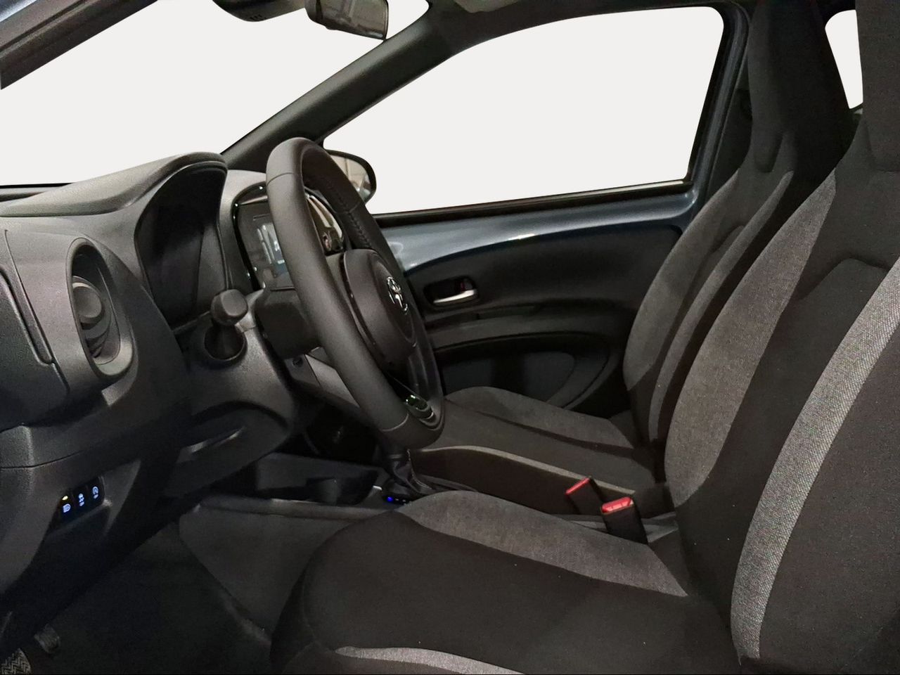 Toyota Aygo X Cross 1.0 VVT-I 72CV Play  - Foto 13