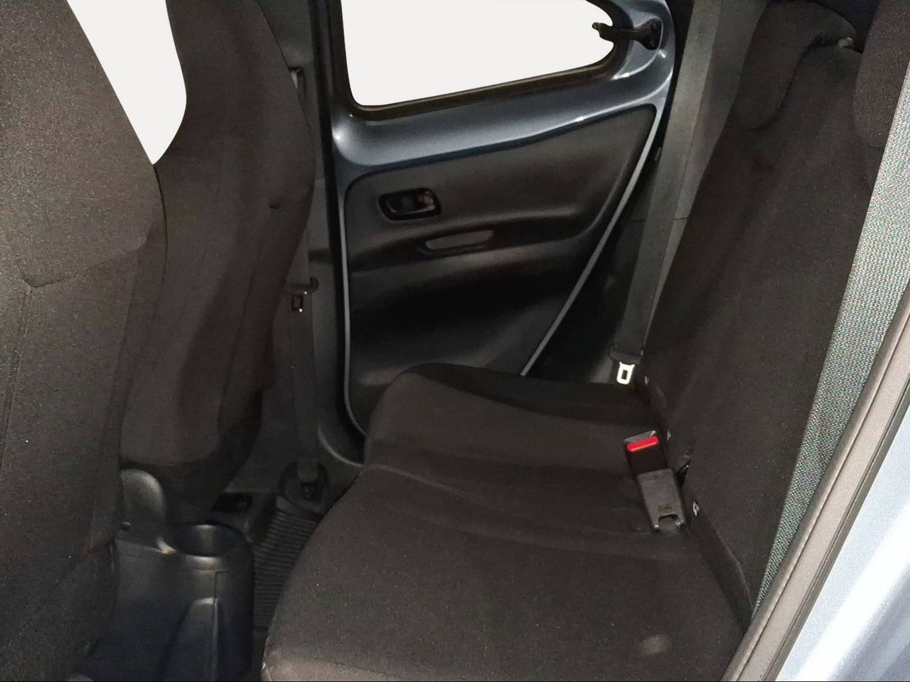 Toyota Aygo X Cross 1.0 VVT-I 72CV Play  - Foto 12