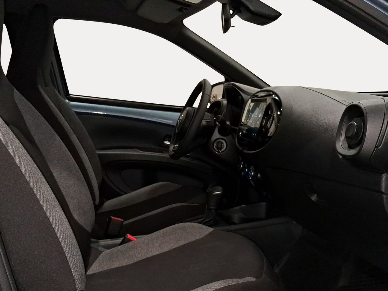 Toyota Aygo X Cross 1.0 VVT-I 72CV Play  - Foto 7