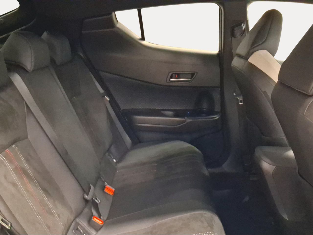 Toyota C-HR 2.0 180H GR Sport  - Foto 8