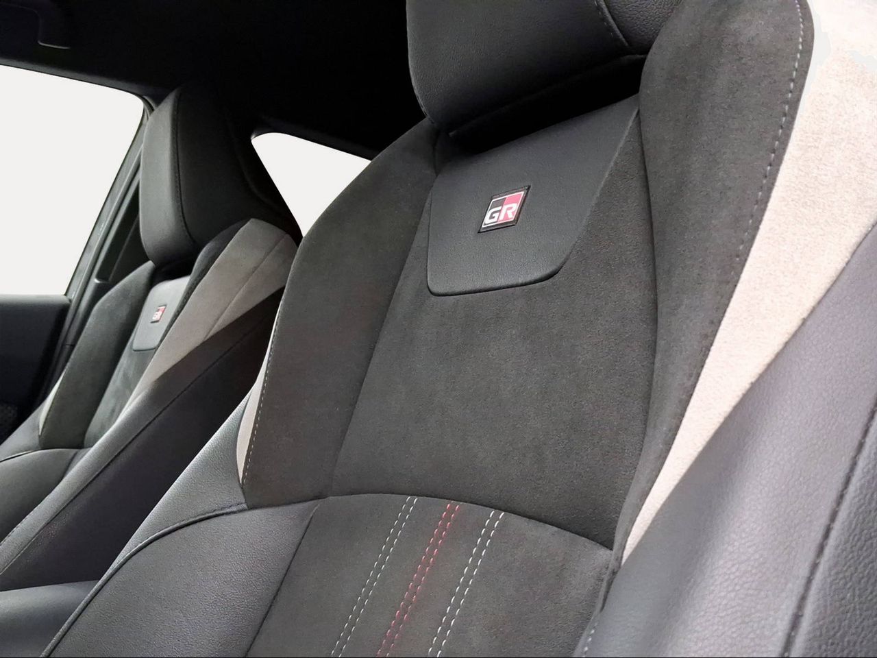 Toyota C-HR 2.0 180H GR Sport  - Foto 21