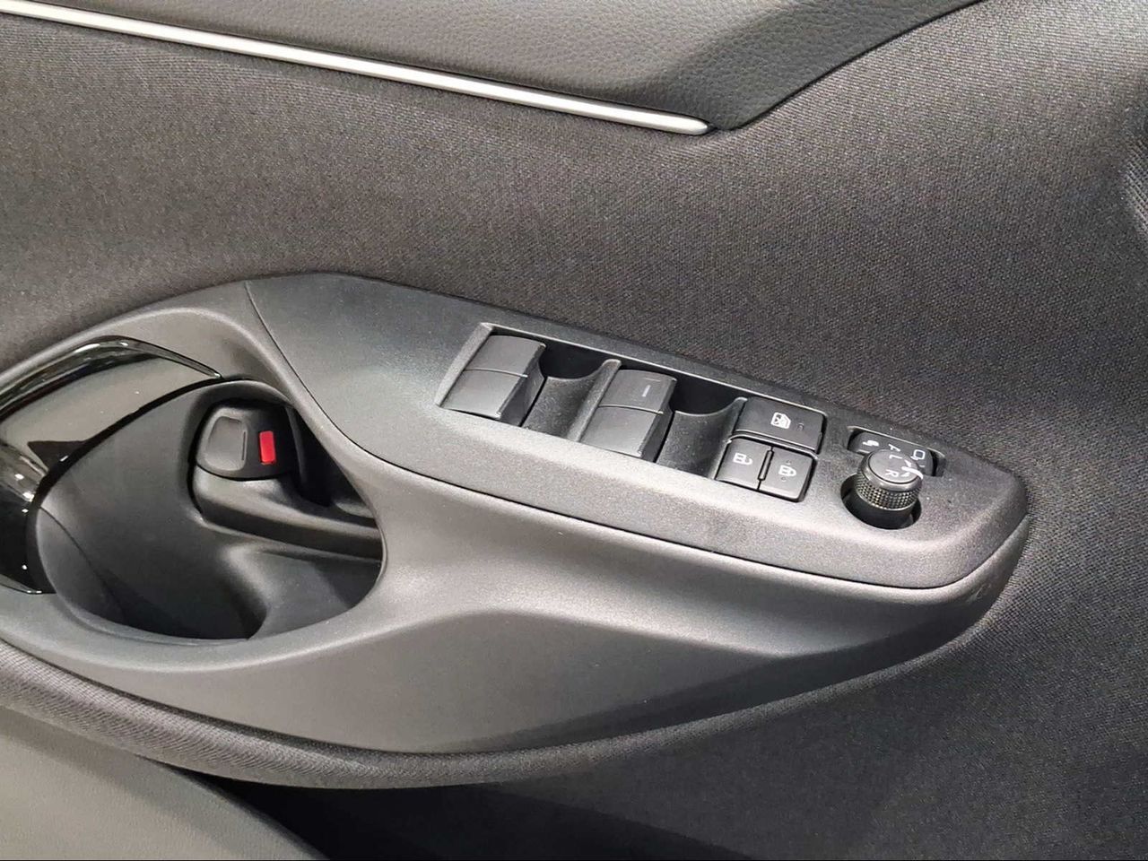 Toyota Yaris 1.5 120H Style  - Foto 23