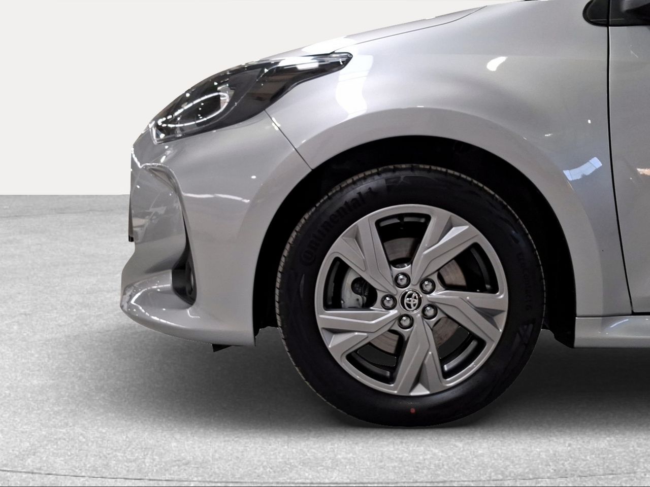 Toyota Yaris 1.5 120H Active Plus  - Foto 17