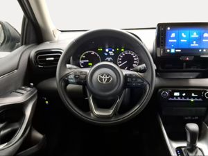 Toyota Yaris 1.5 120H Active Plus  - Foto 10