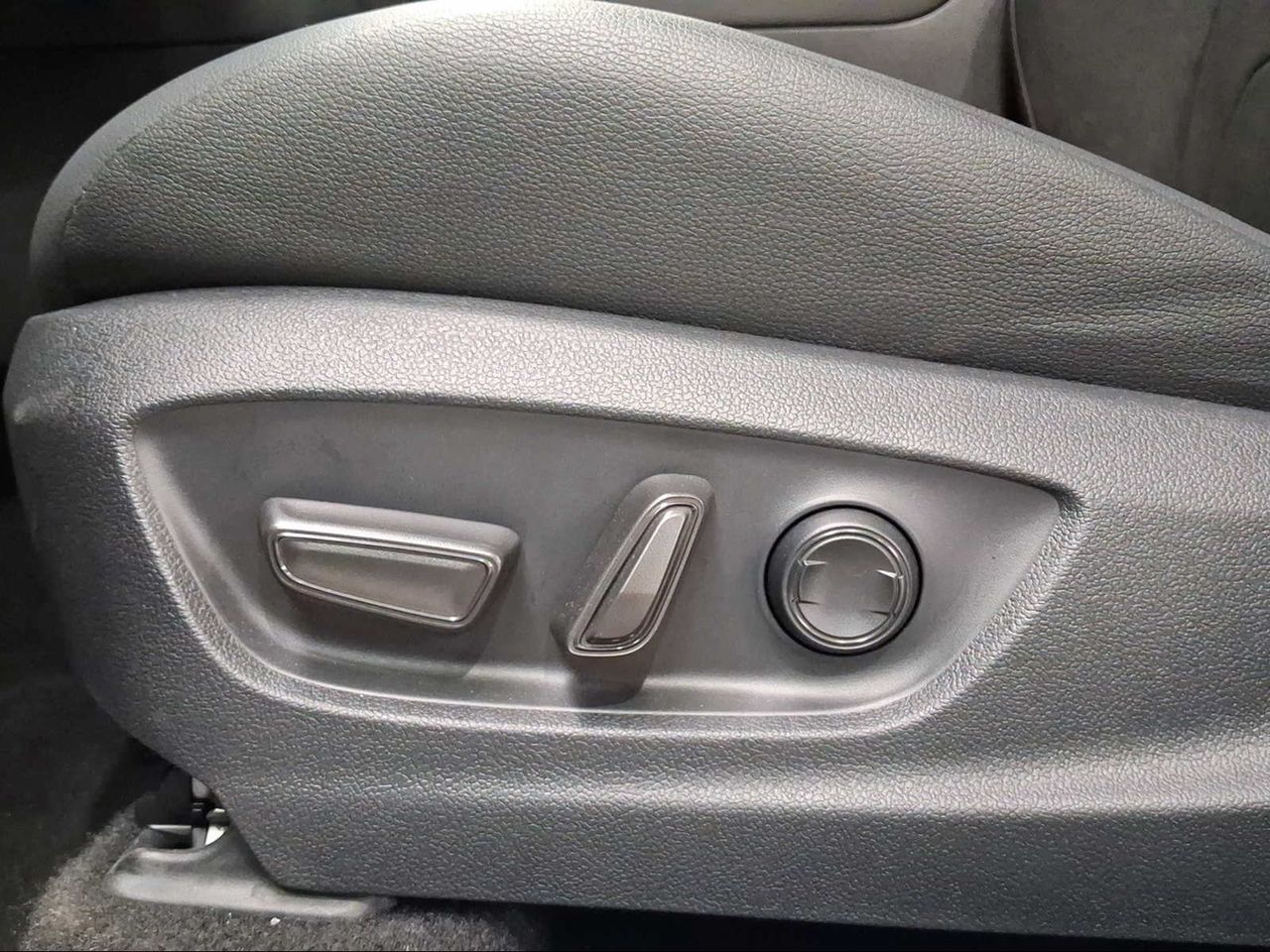 Toyota C-HR 2.0 220PH GR Sport Edition  - Foto 25