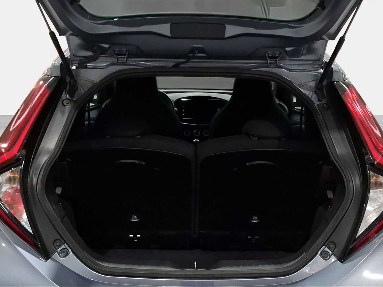 Toyota Aygo X Cross 1.0 VVT-I 72CV Play  - Foto 11