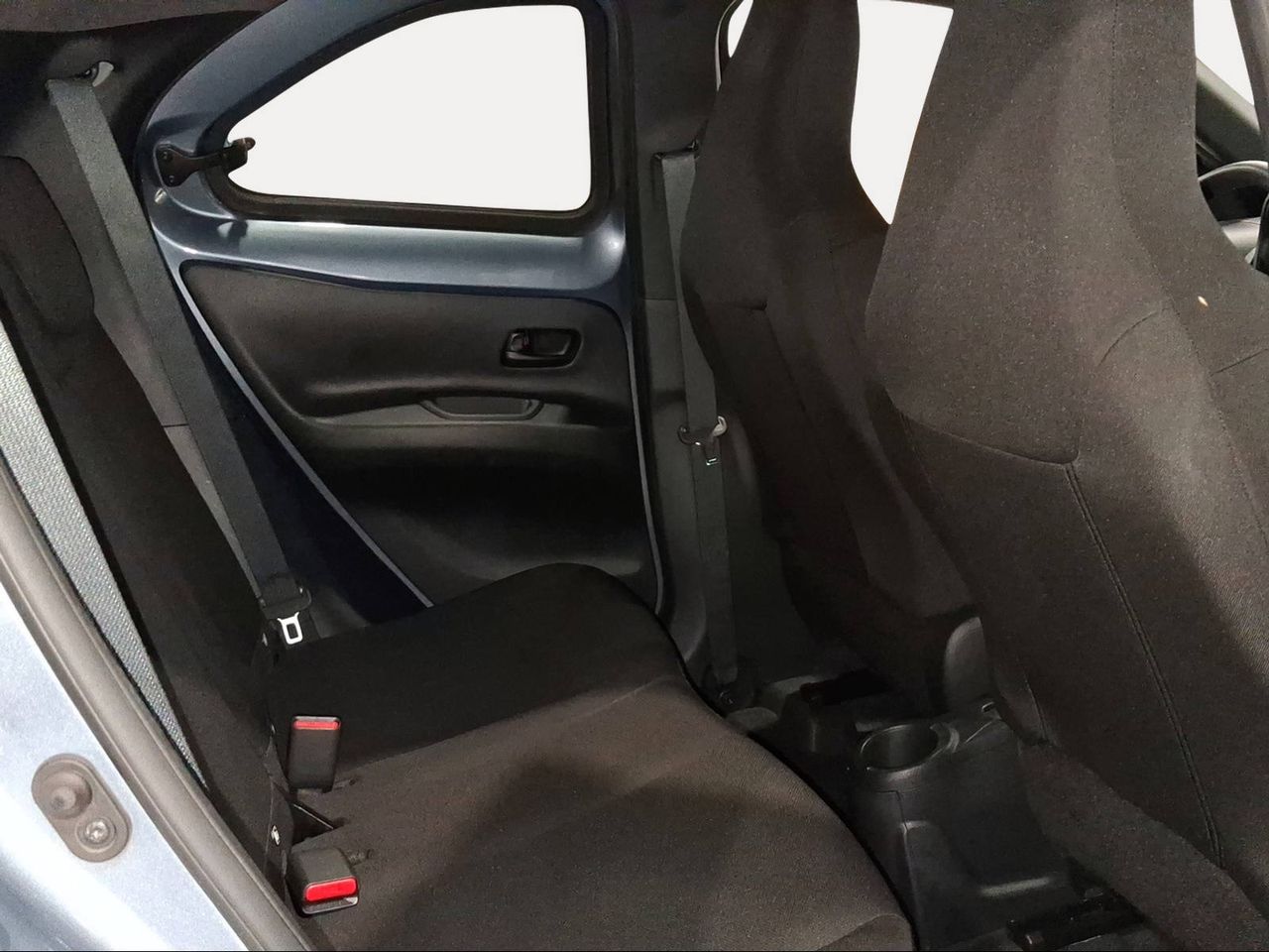 Toyota Aygo X Cross 1.0 VVT-I 72CV Play  - Foto 8