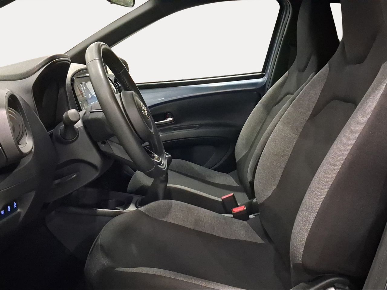 Toyota Aygo X Cross 1.0 VVT-I 72CV Play  - Foto 13