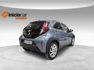 Toyota Aygo X Cross 1.0 VVT-I 72CV Play  - Foto 19