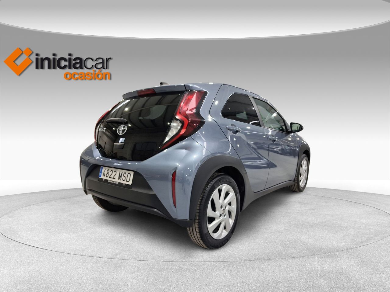 Toyota Aygo X Cross 1.0 VVT-I 72CV Play  - Foto 19