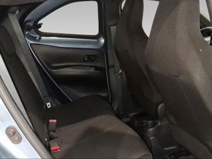 Toyota Aygo X Cross 1.0 VVT-I 72CV Play  - Foto 8