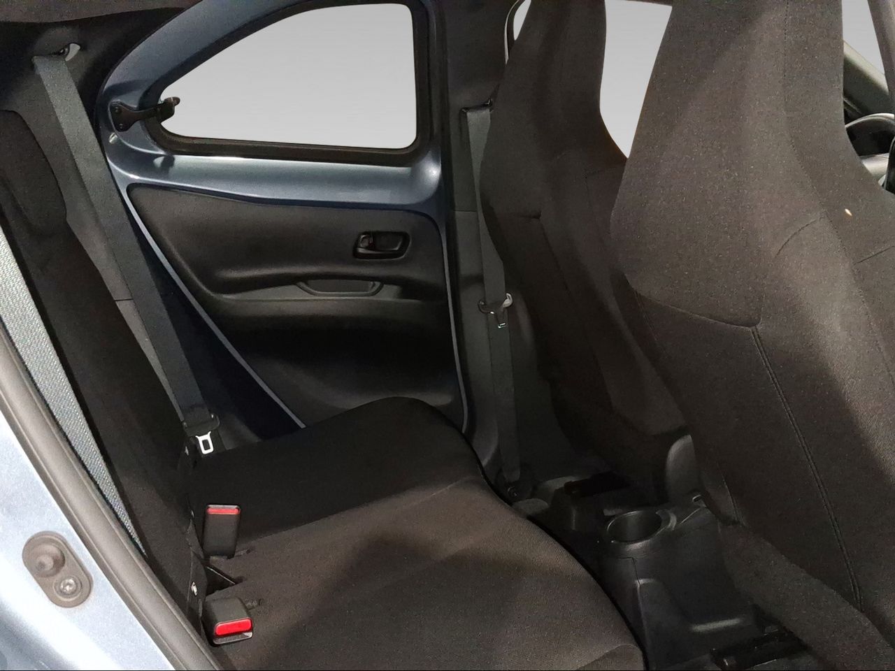 Toyota Aygo X Cross 1.0 VVT-I 72CV Play  - Foto 8