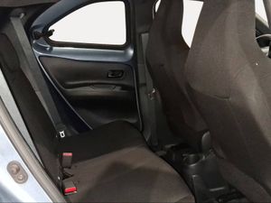 Toyota Aygo X Cross 1.0 VVT-I 72CV Play  - Foto 8