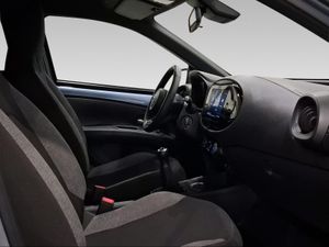 Toyota Aygo X Cross 1.0 VVT-I 72CV Play  - Foto 7