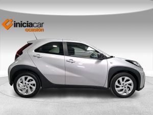 Toyota Aygo X Cross 1.0 VVT-I 72CV Play  - Foto 18