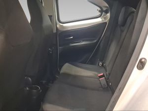 Toyota Aygo X Cross 1.0 VVT-I 72CV Play  - Foto 12