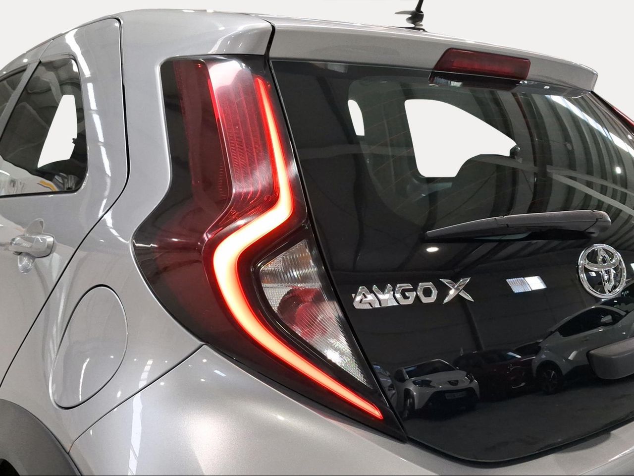 Toyota Aygo X Cross 1.0 VVT-I 72CV Play  - Foto 24