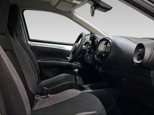 Toyota Aygo X Cross 1.0 VVT-I 72CV Play  - Foto 7