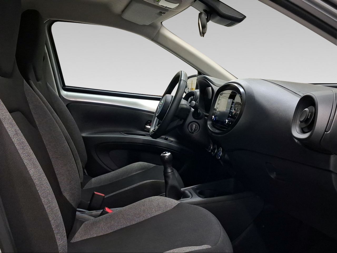 Toyota Aygo X Cross 1.0 VVT-I 72CV Play  - Foto 7