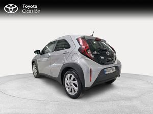 Toyota Aygo X Cross 1.0 VVT-I 72CV Play  - Foto 3