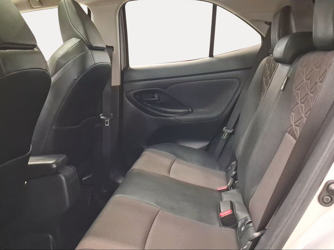 Toyota Yaris Cross 1.5 120H Style Plus  - Foto 12