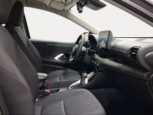 Toyota Yaris 1.5 120H Active Plus  - Foto 7