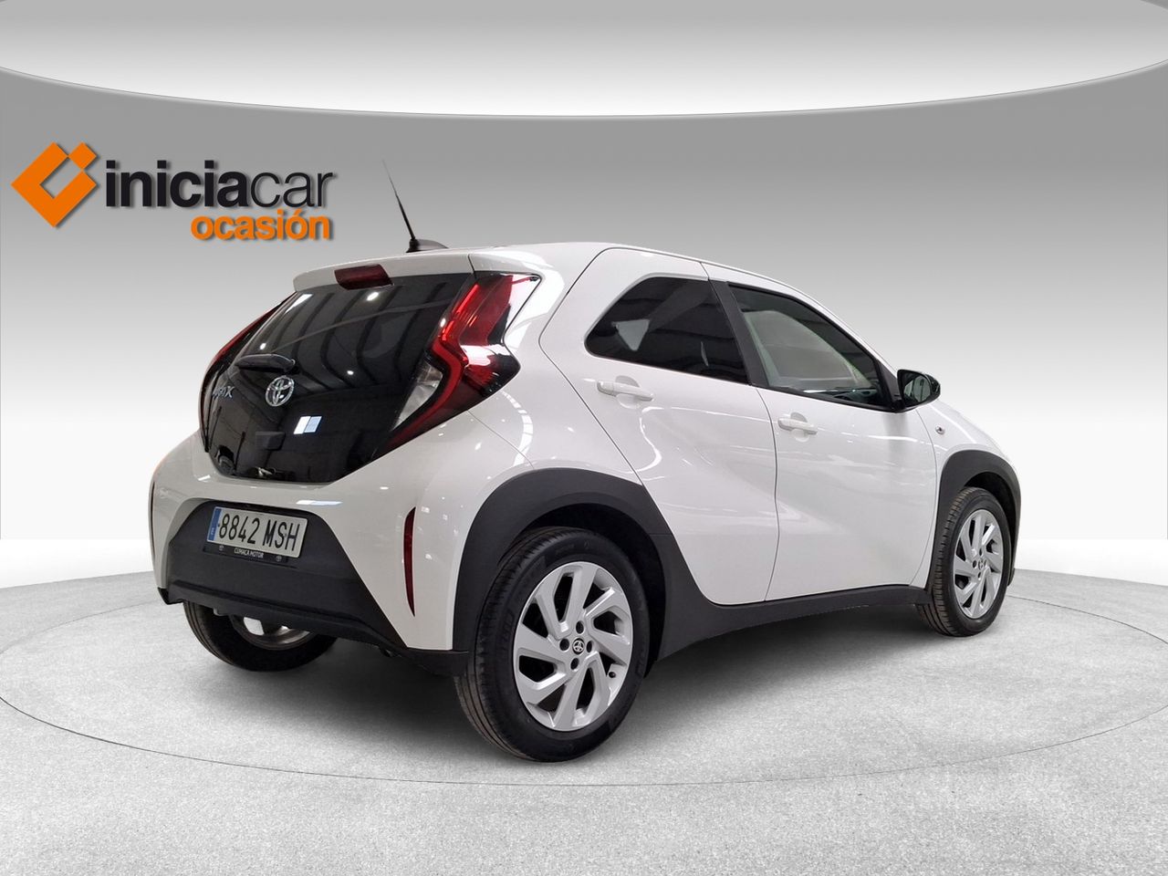 Toyota Aygo X Cross 1.0 VVT-I 72CV Play  - Foto 19