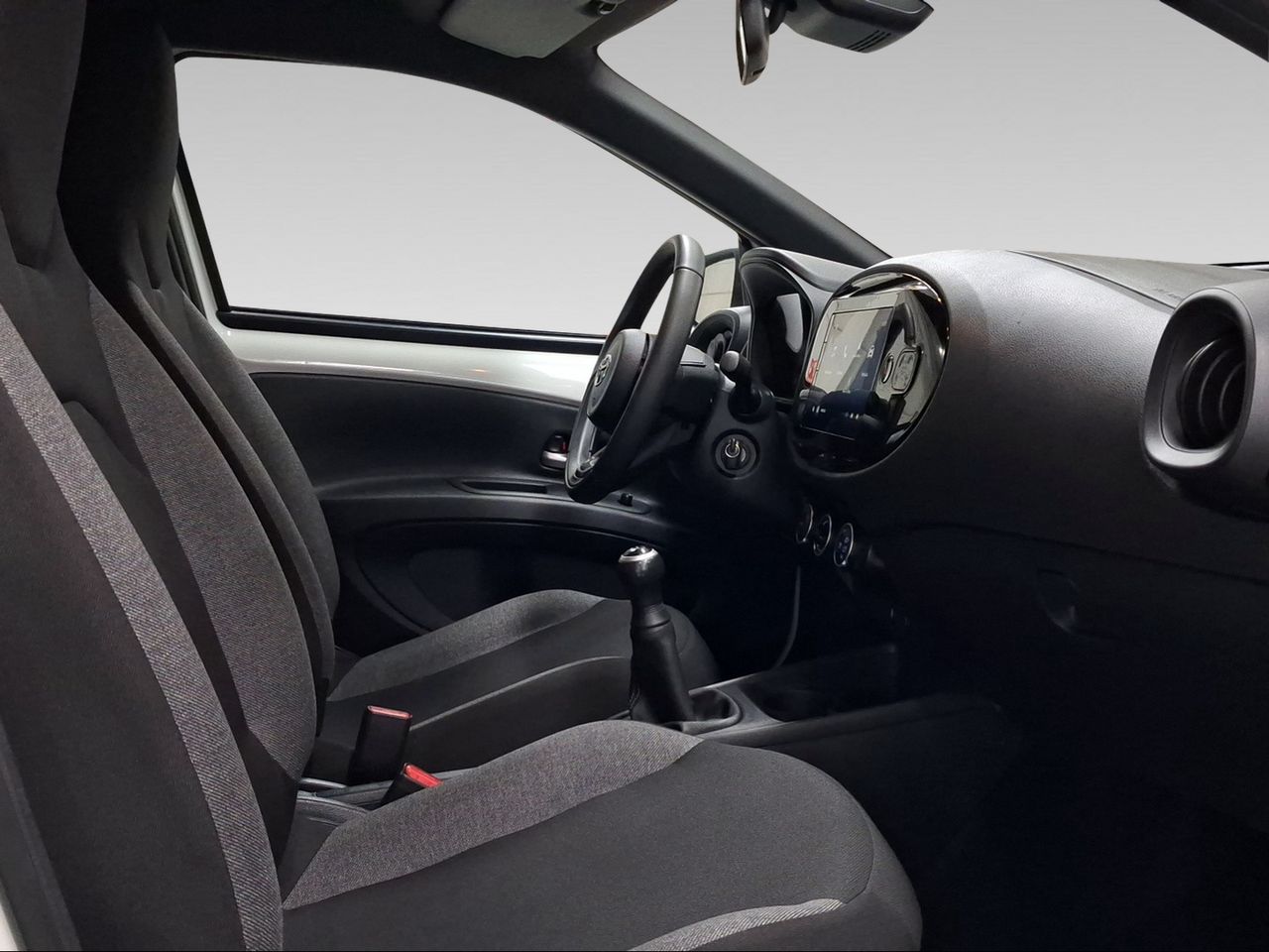 Toyota Aygo X Cross 1.0 VVT-I 72CV Play  - Foto 7
