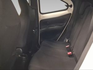 Toyota Aygo X Cross 1.0 VVT-I 72CV Play  - Foto 12