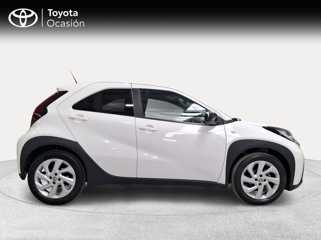 Toyota Aygo X Cross 1.0 VVT-I 72CV Play  - Foto 18