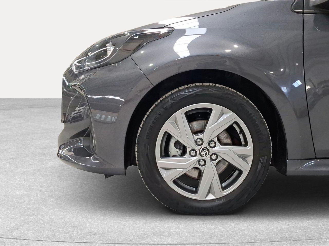 Toyota Yaris 1.5 120H Active Plus  - Foto 17