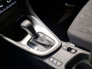 Toyota Yaris 1.5 120H Active Plus  - Foto 24