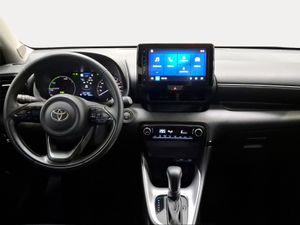 Toyota Yaris 1.5 120H Active Plus  - Foto 9