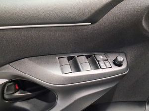 Toyota Yaris 1.5 120H Active Plus  - Foto 25