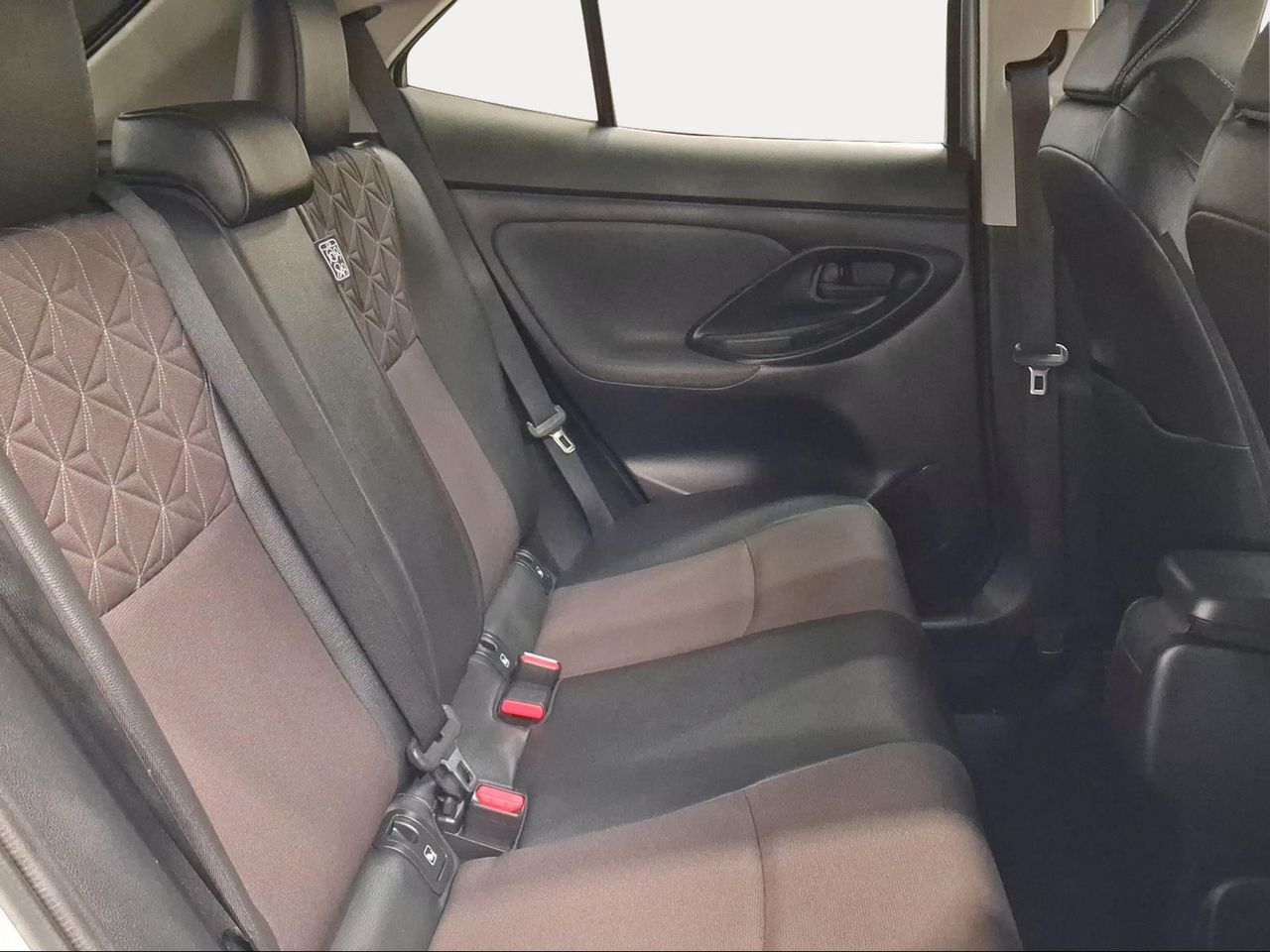 Toyota Yaris Cross 1.5 120H Style  - Foto 8