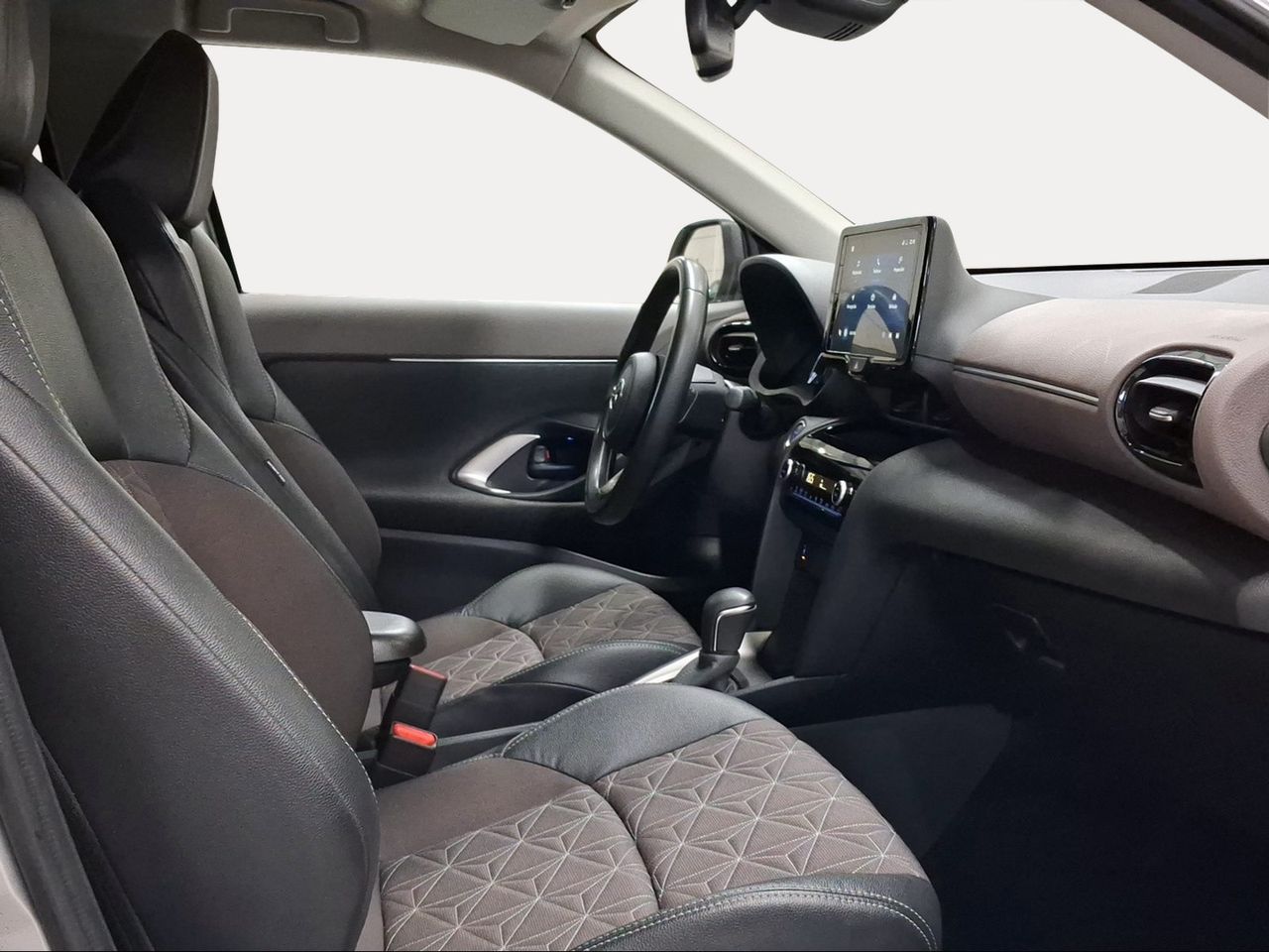 Toyota Yaris Cross 1.5 120H Style  - Foto 7