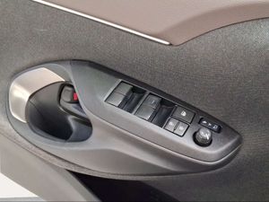 Toyota Yaris Cross 1.5 120H Style  - Foto 23