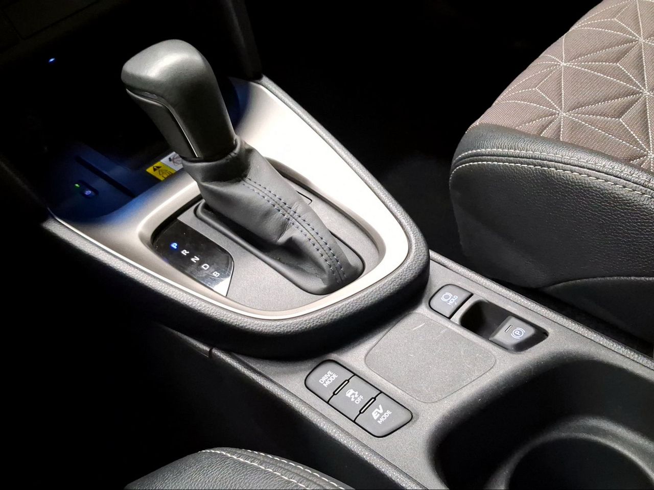 Toyota Yaris Cross 1.5 120H Style  - Foto 26