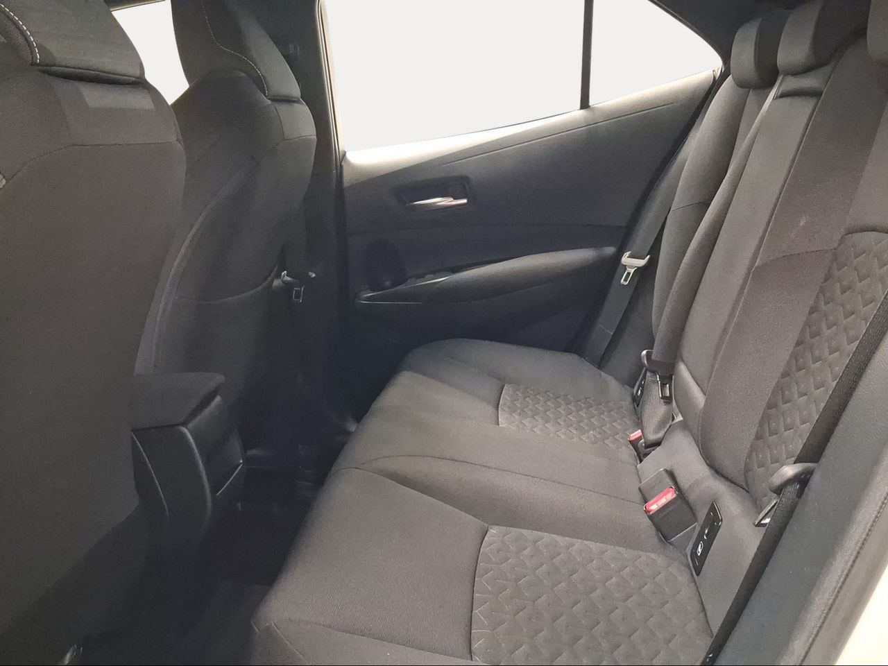 Toyota Corolla 1.8 125H ACTIVE TECH E-CVT  - Foto 12