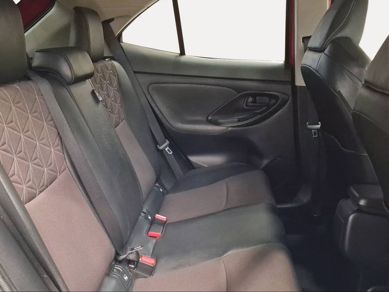 Toyota Yaris Cross 1.5 120H Style  - Foto 8