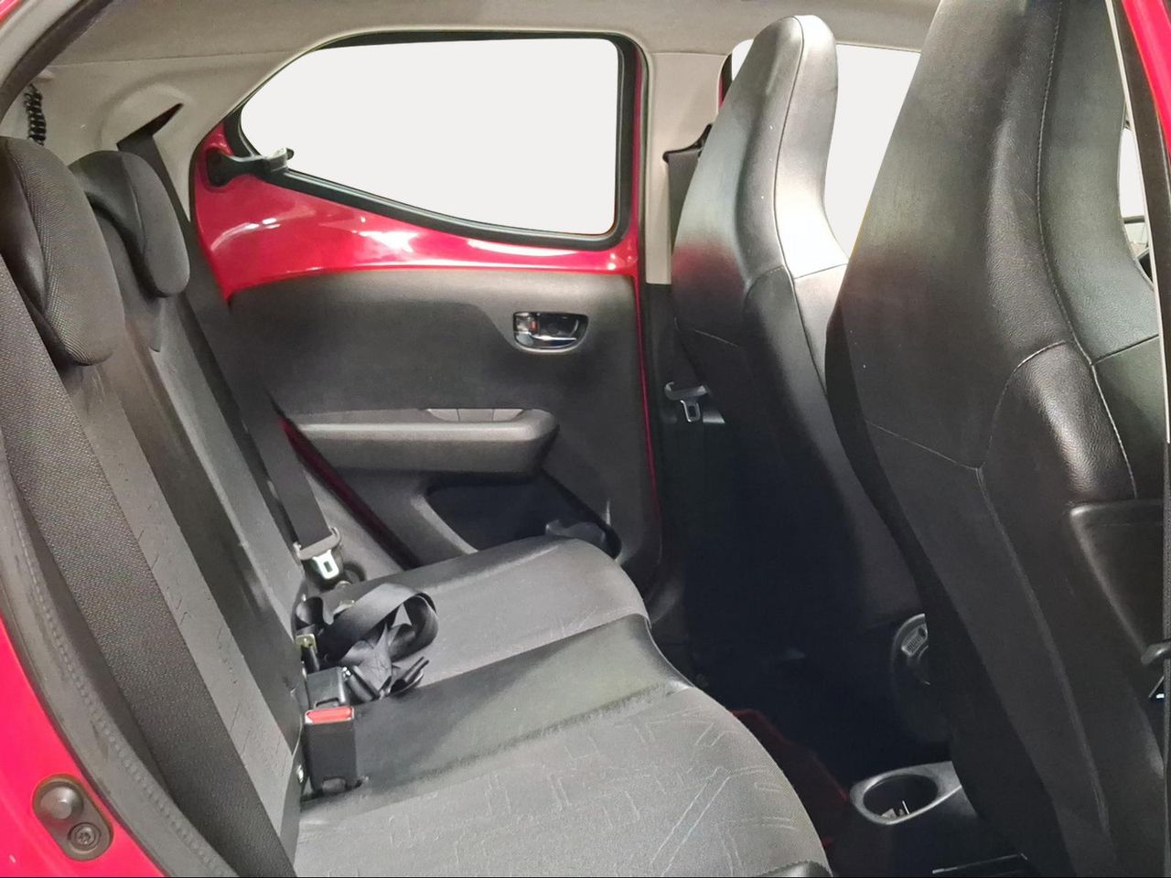 Toyota Aygo 1.0 70 x-wave  - Foto 8