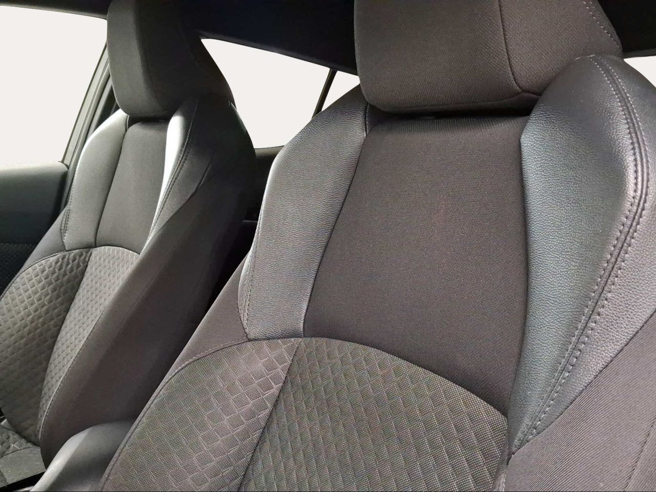 Toyota C-HR 1.8 125H Advance  - Foto 23